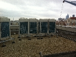 8 VRV Daikin installé au 6eme étage d'un toit de Courbevoie proposé par Adrien